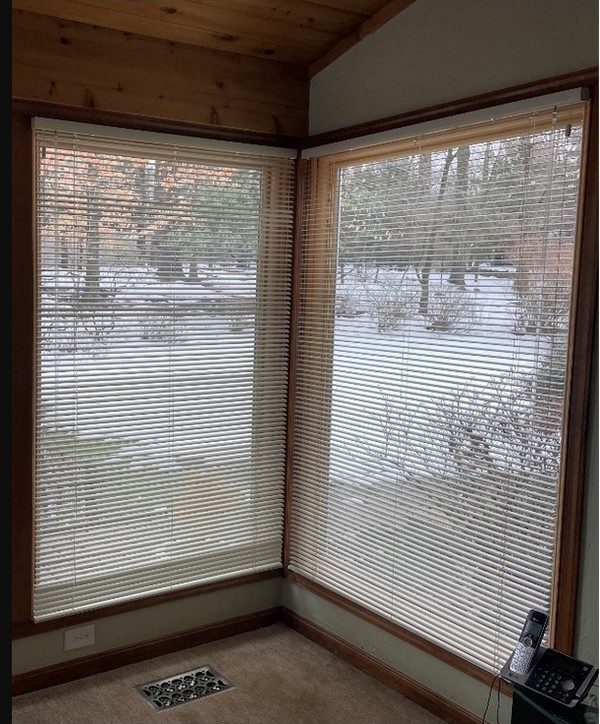 Graber 1-inch 8 Gauge Mini-Blinds with Wand Louvering in Montvale NJ