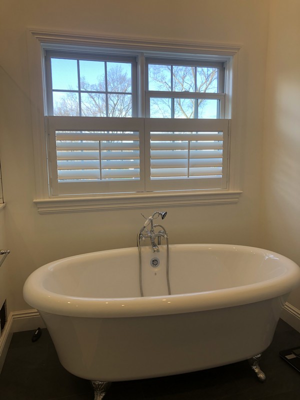 Hunter Douglas 3 1/2 Plantation Shutters with Classic Front Louver Systems in Wyckoff NJ