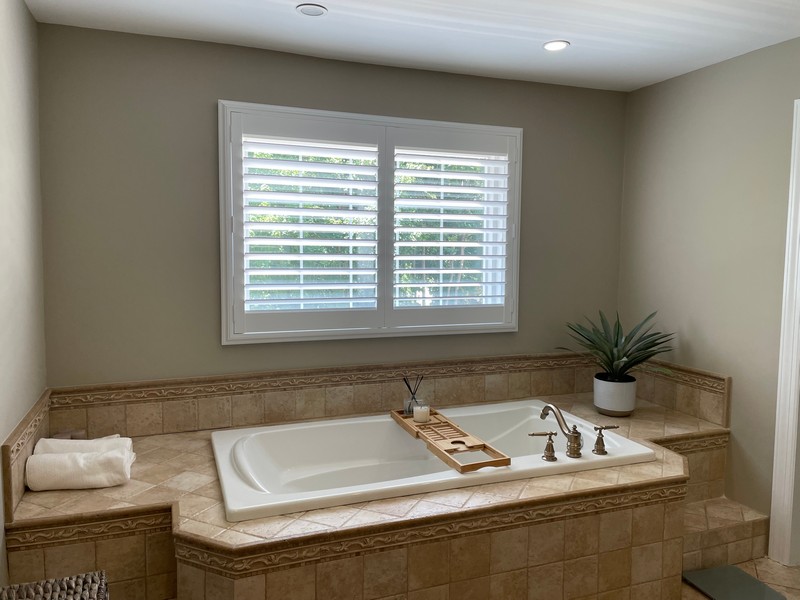 Hunter Douglas Plantation Shutters with Hidden Louver Tilts in Waldwick, NJ