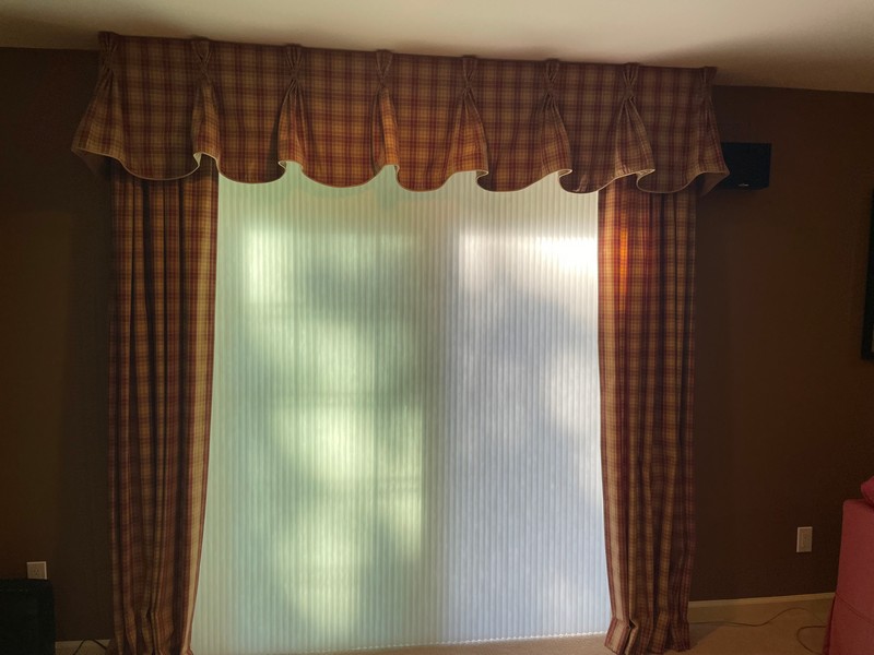 Hunter Douglas Vertiglide, Vertical, Cordless Cellular Shade in Oakland, NJ