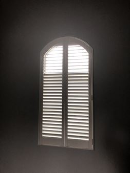 Hunter Douglas Faux Wood Plantation Shutters in Old Tappan, NJ Thumbnail