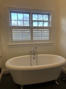 Hunter Douglas 3 1/2” Plantation Shutters with Classic Front Louver Systems in Wyckoff, NJ Thumbnail