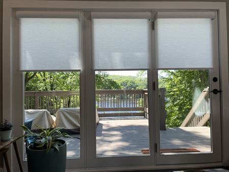 Hunter Douglas Cordless Designer Roller Shades in Hewitt, NJ Thumbnail