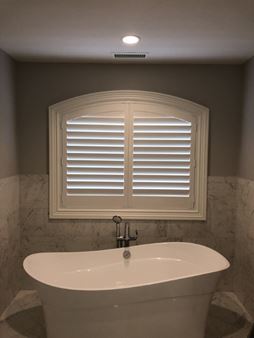 Hunter Douglas Custom Faux Wood Arch Shutter in Montvale, NJ Thumbnail