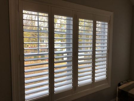 Hunter Douglas Plantation Shutters installed in Oakland, NJ Thumbnail